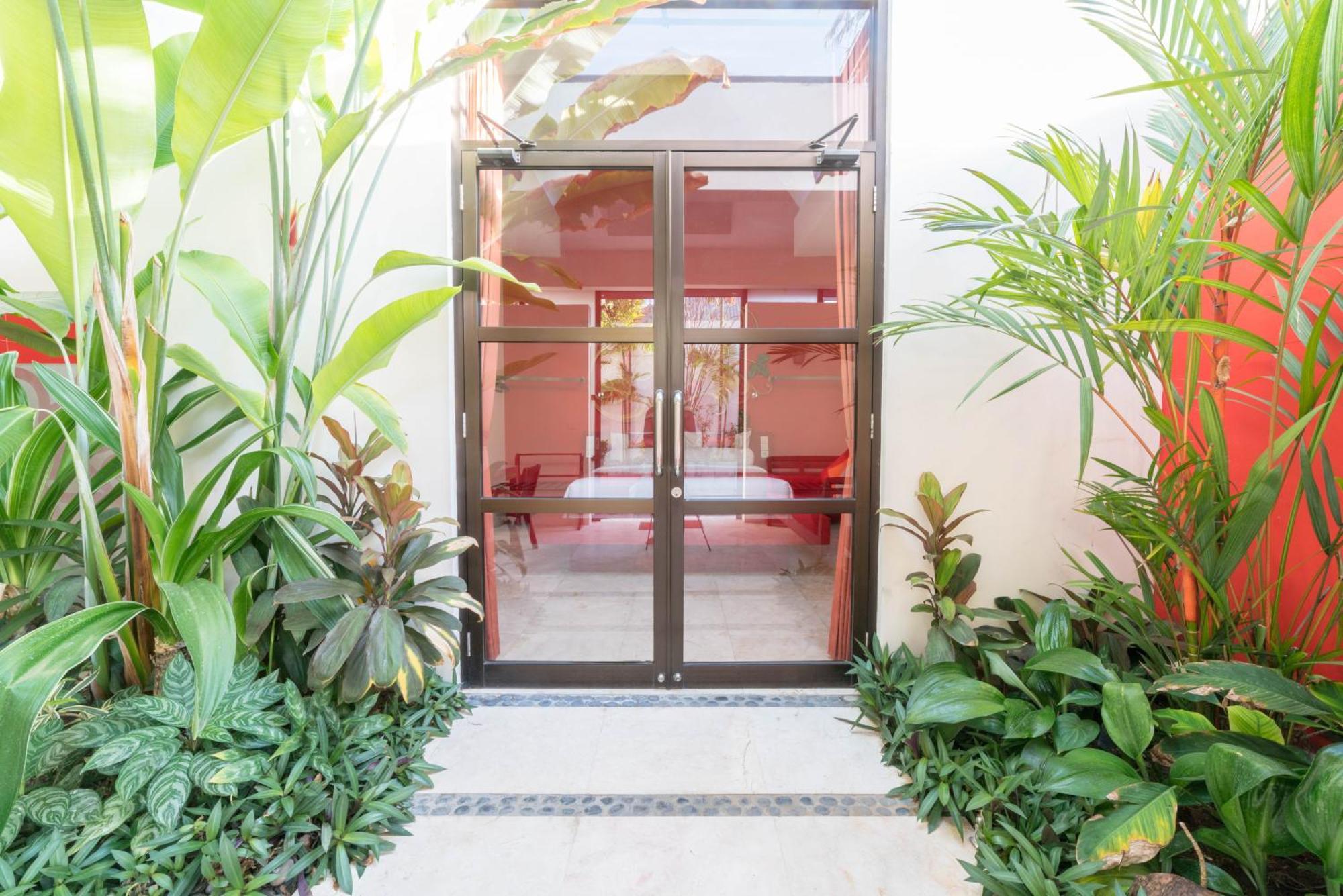 Bali Ginger Suites & Villa Σεμινιάκ Δωμάτιο φωτογραφία